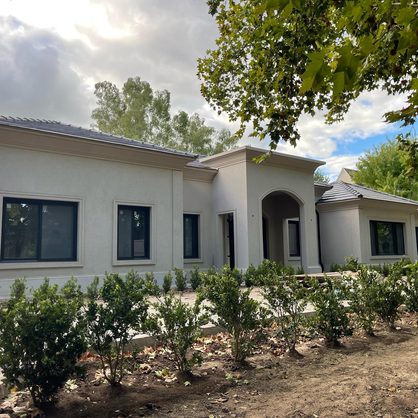 342209739_196737873116112_215913874714853886_n